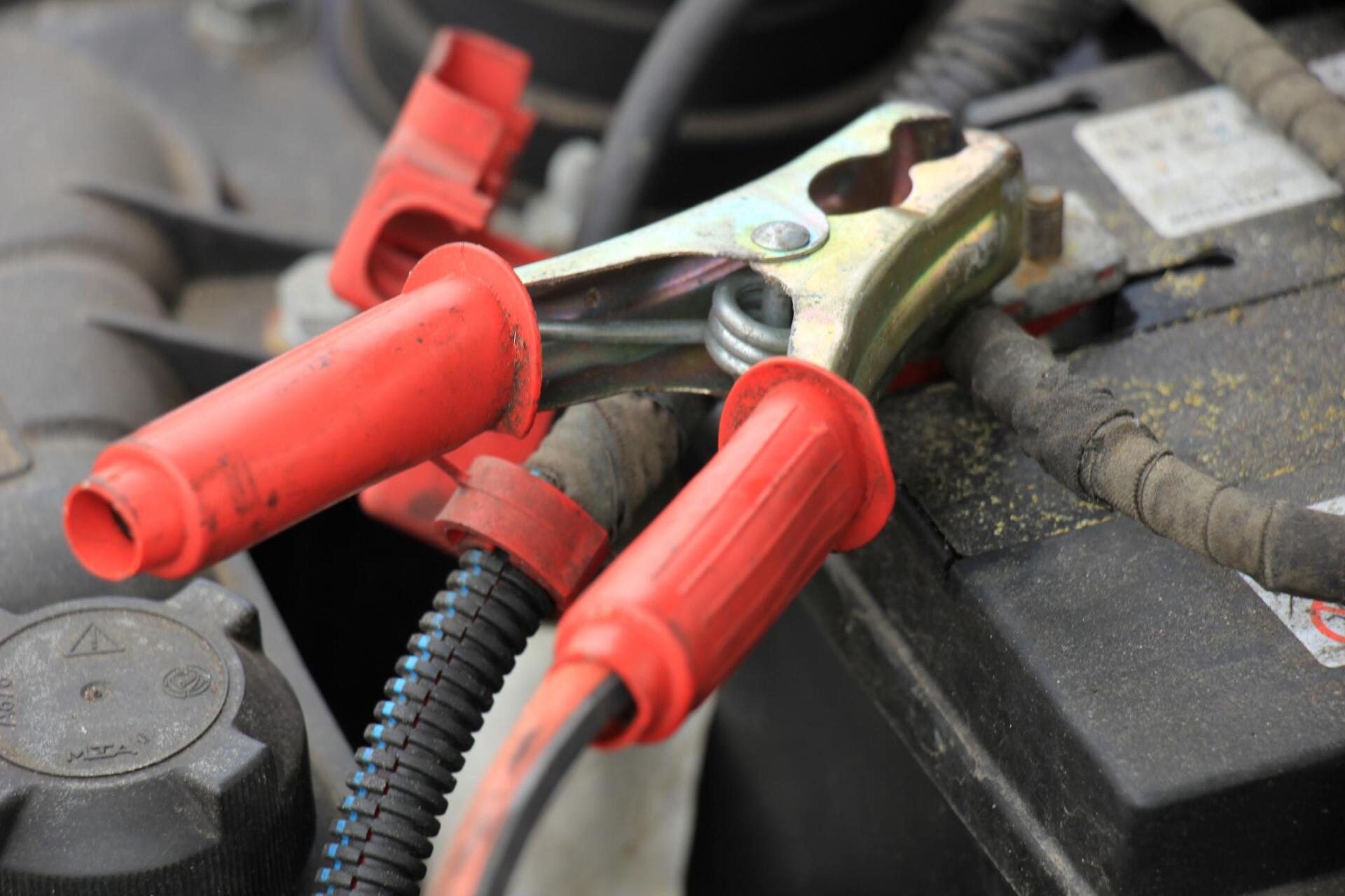 car engine with clamp