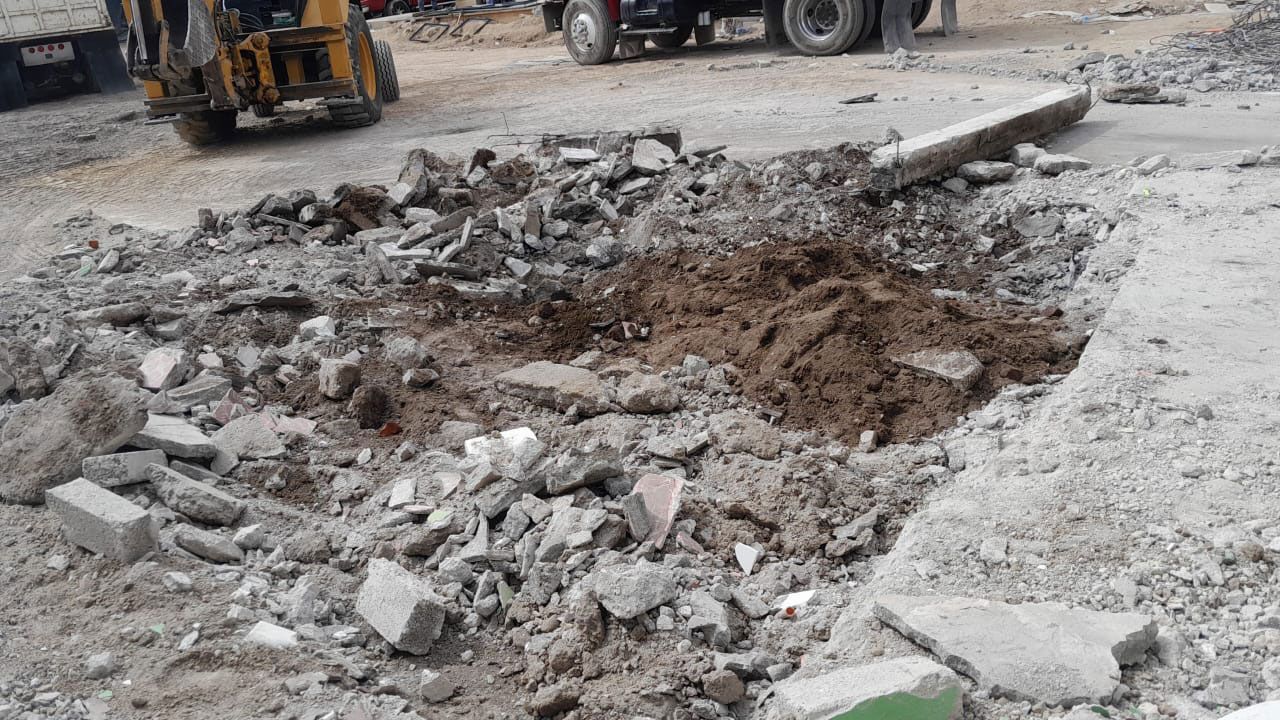 RST MAQUINARIA Y RETIRO DE ESCOMBROS 