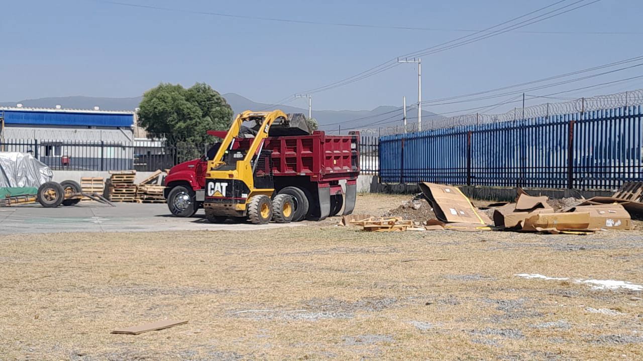 RST MAQUINARIA Y RETIRO DE ESCOMBROS 