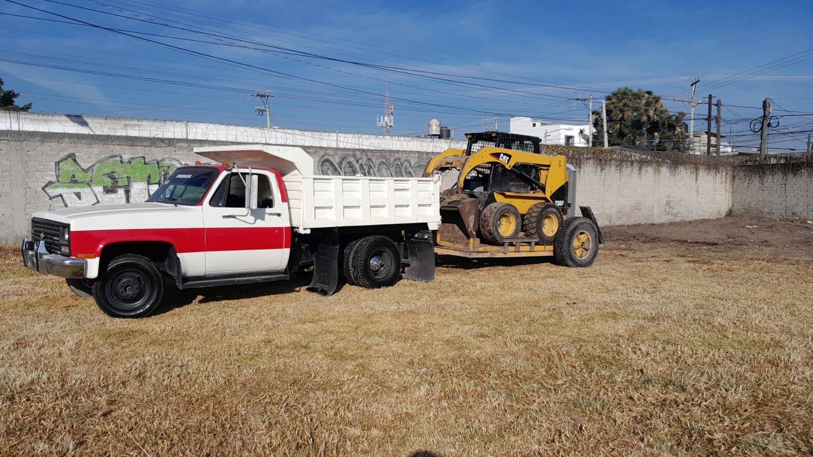 RST MAQUINARIA Y RETIRO DE ESCOMBROS 