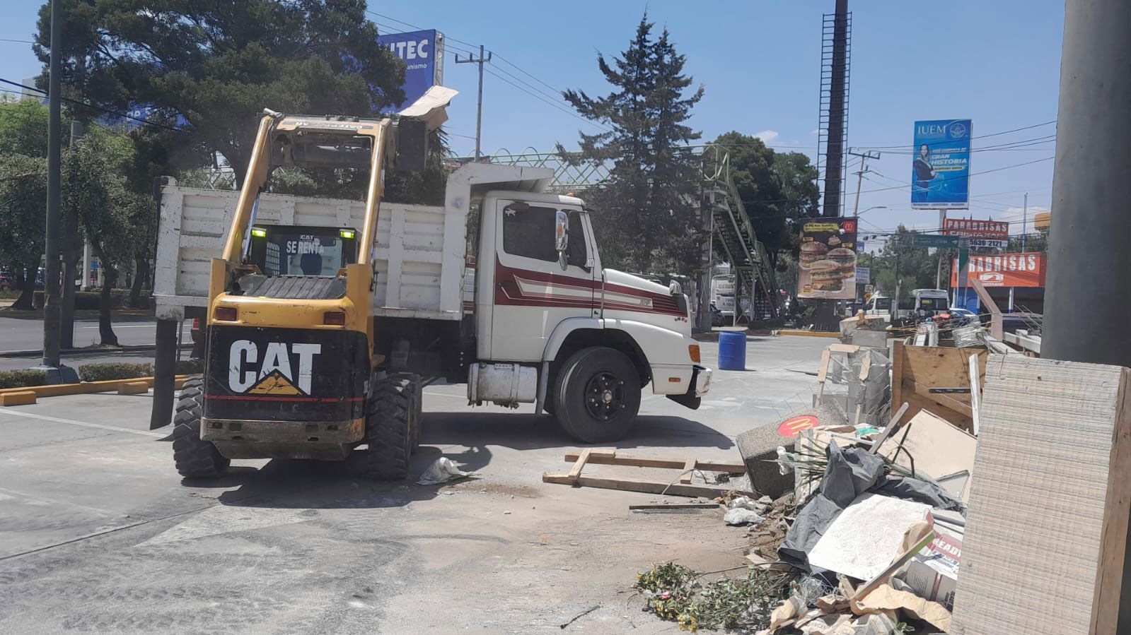 RST MAQUINARIA Y RETIRO DE ESCOMBROS 