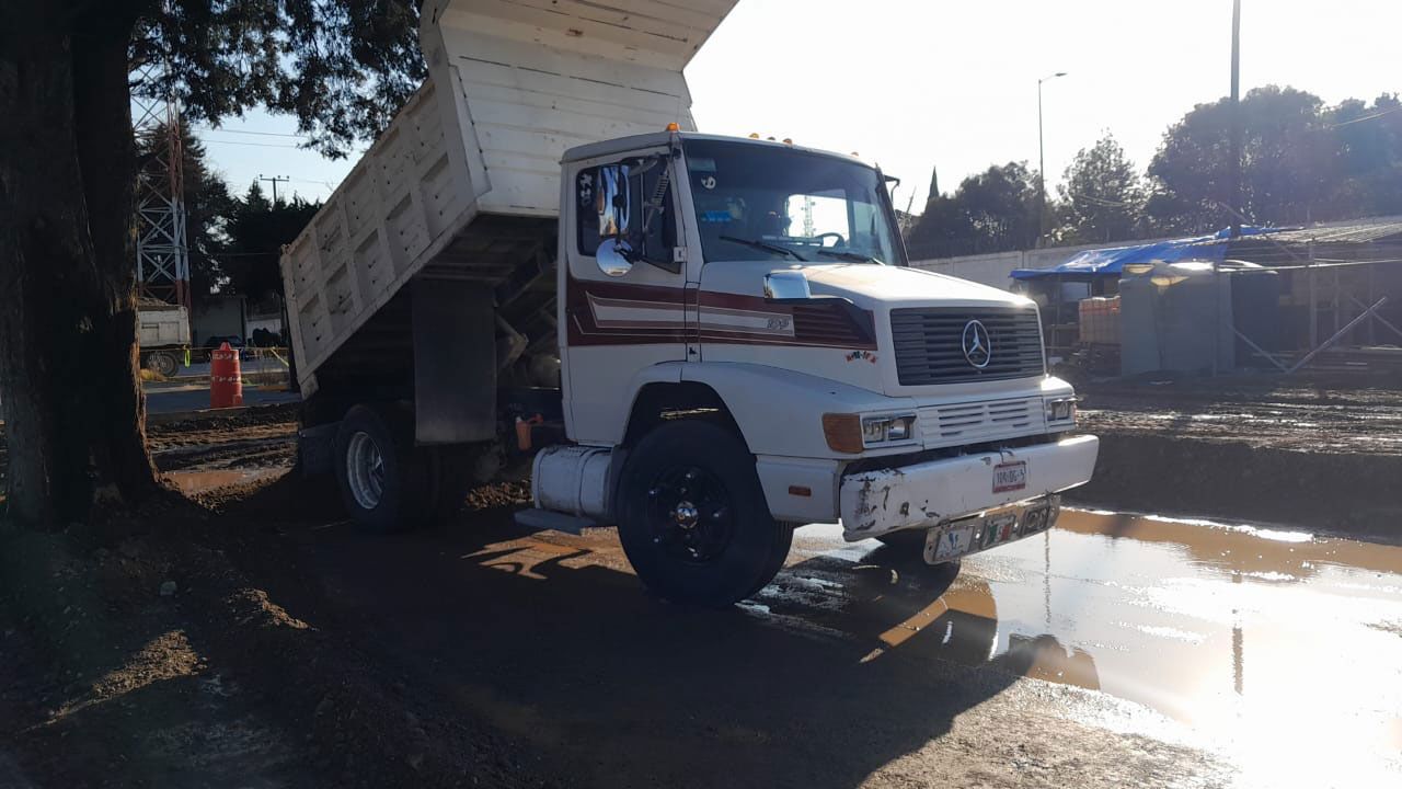 RST MAQUINARIA Y RETIRO DE ESCOMBROS 