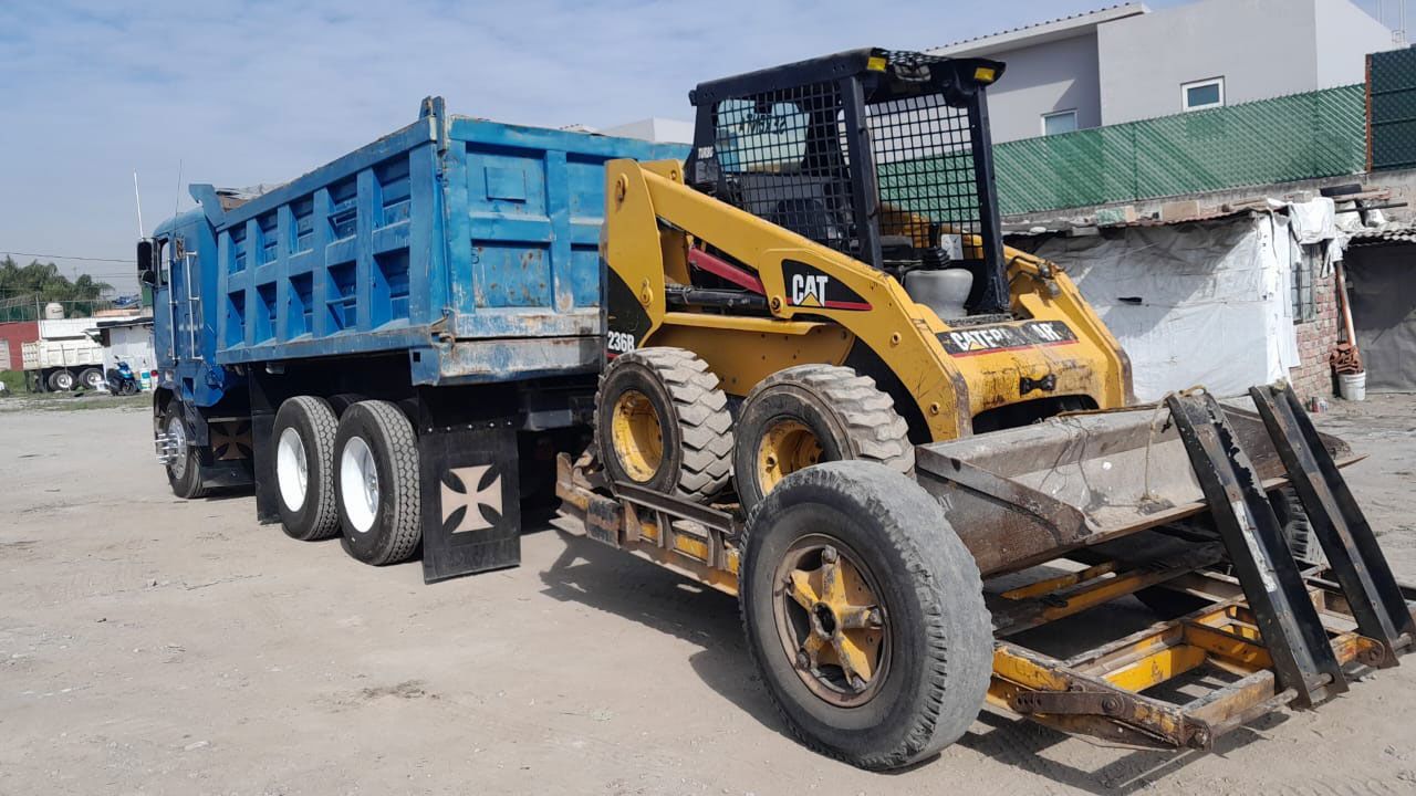 RST MAQUINARIA Y RETIRO DE ESCOMBROS 