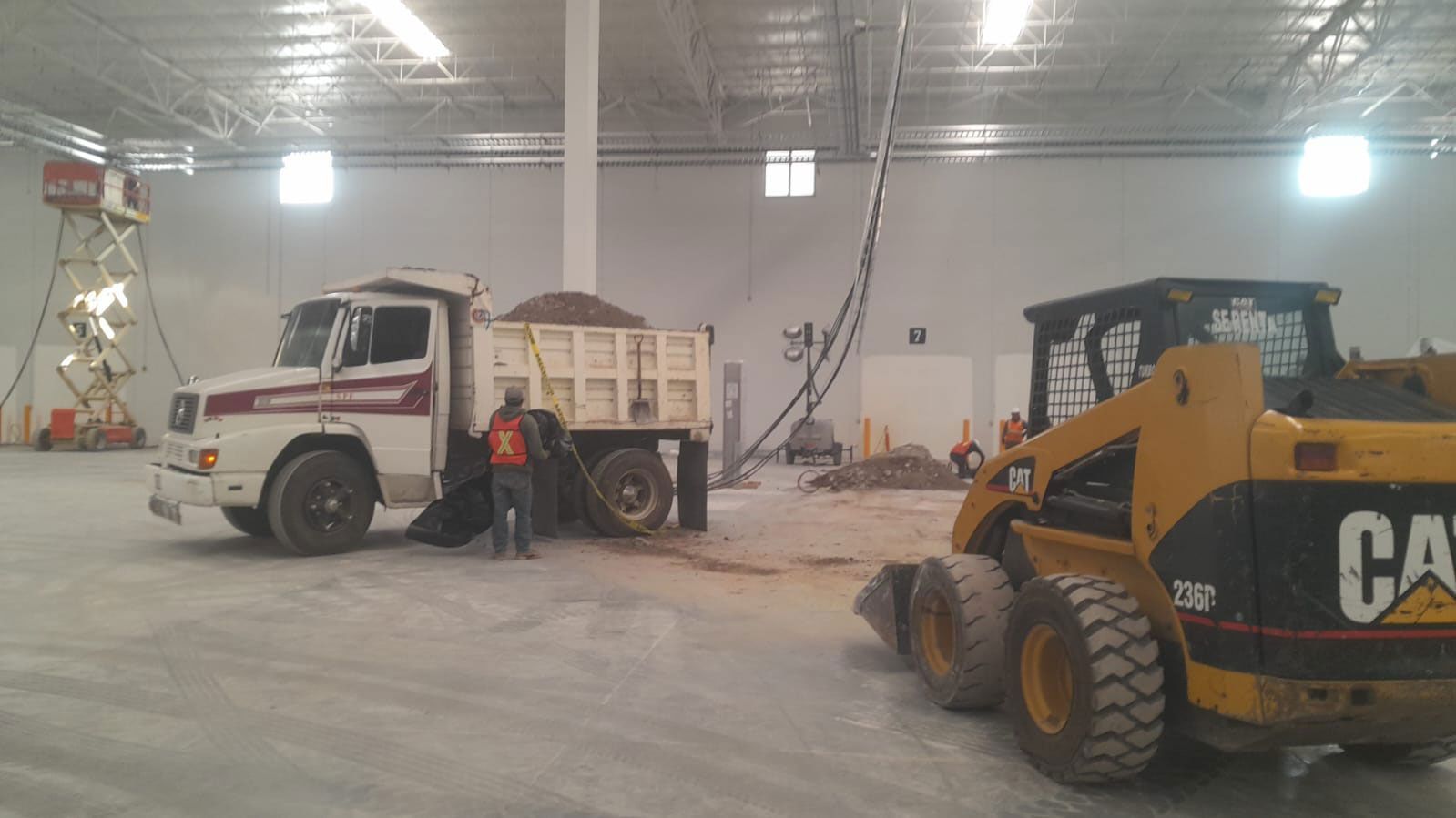 RST MAQUINARIA Y RETIRO DE ESCOMBROS 