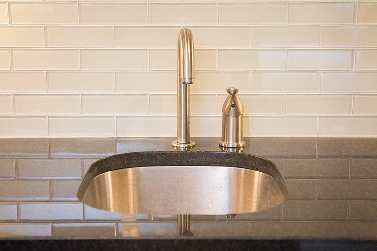 Sink & Wet Bar Backsplash by Hansman Custom Homes in Mid-MO