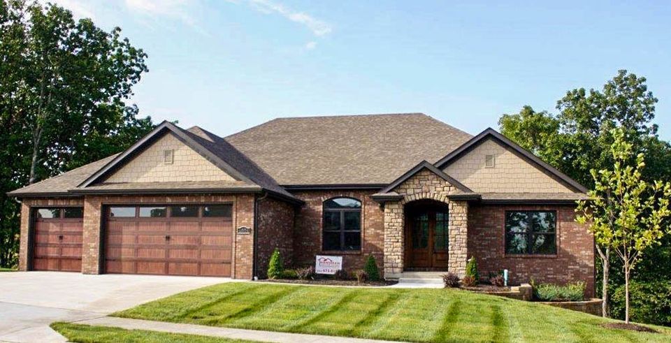 Our home builders in Columbia, MO built this custom home for a local family.