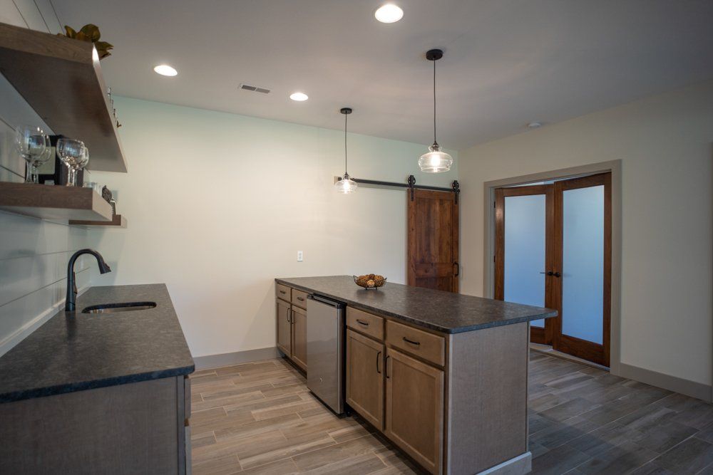 Build a Wet Bar for Your Home With Hansman Custom Homes in Mid-MO