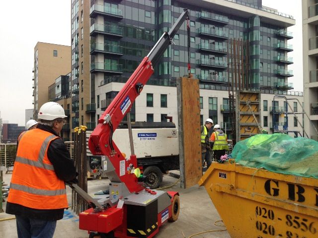 G20 Galzia electric pick & carry crane hire