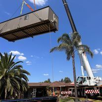 Heavy lifting crane hire in Sydney
