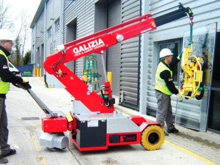 mini cranes glass panel installation