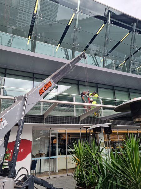 glass panel crane hire sydney