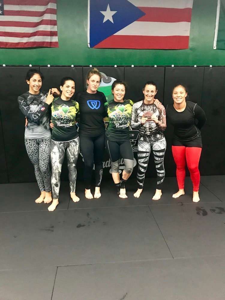 10th Planet Pasadena ladies