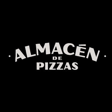Logotipo de Almacen de Pizzas con texto blanco sobre fondo negro; 