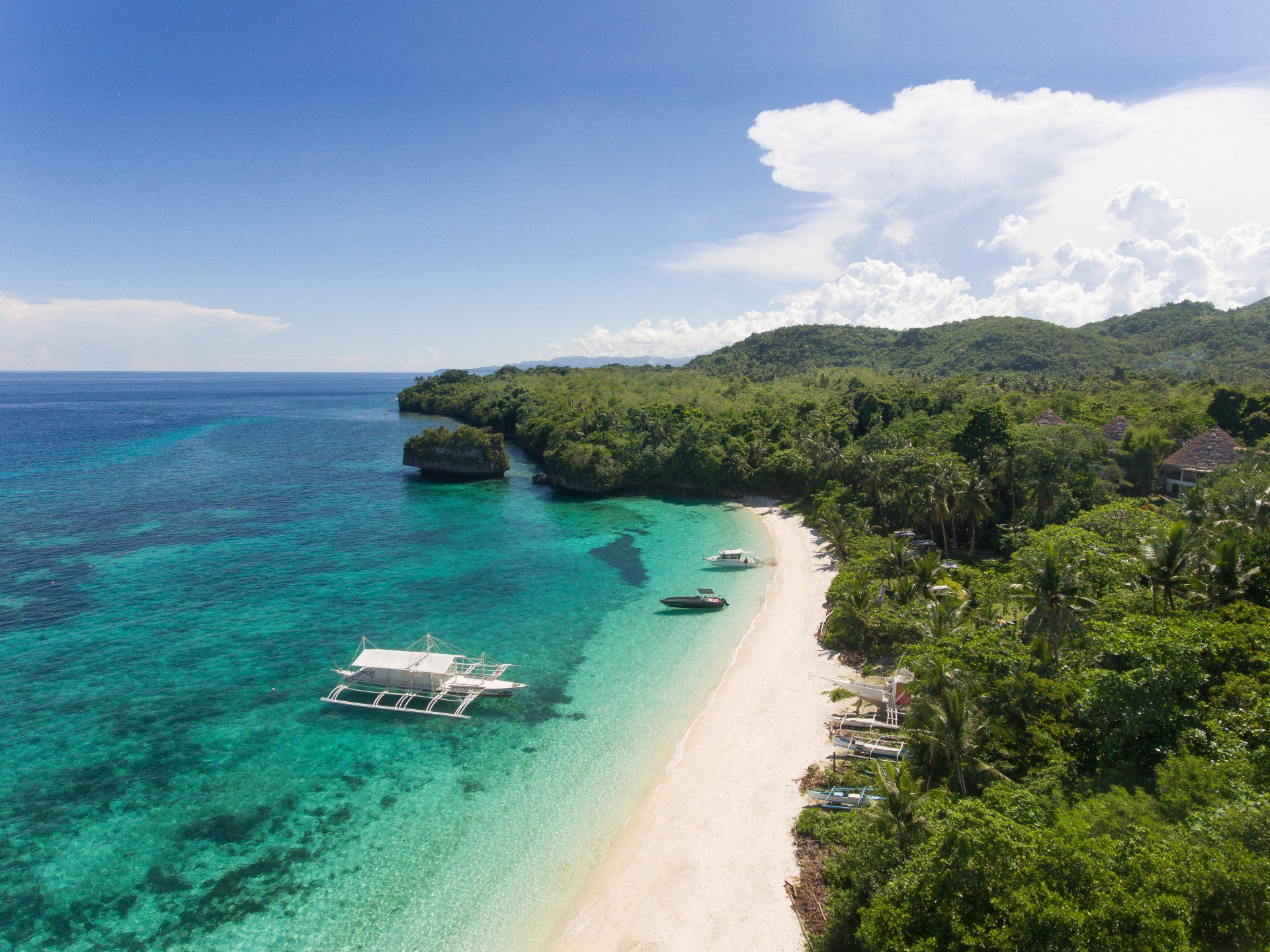 Amun Ini Anda Bohol secluded white-sand beach with turquoise water