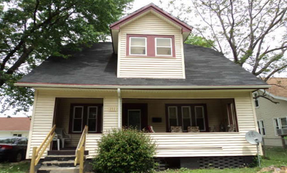 212 W Maple House — Champaign, JL — Renewal Development Inc