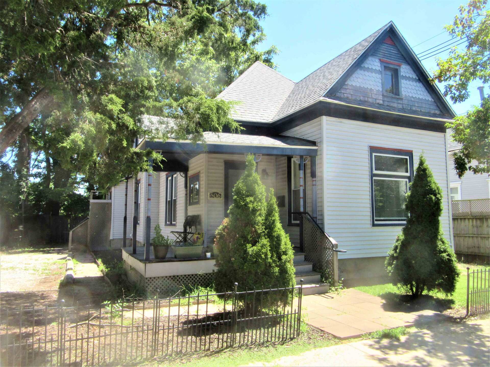 606 N Randolph — Champaign, JL — Renewal Development Inc