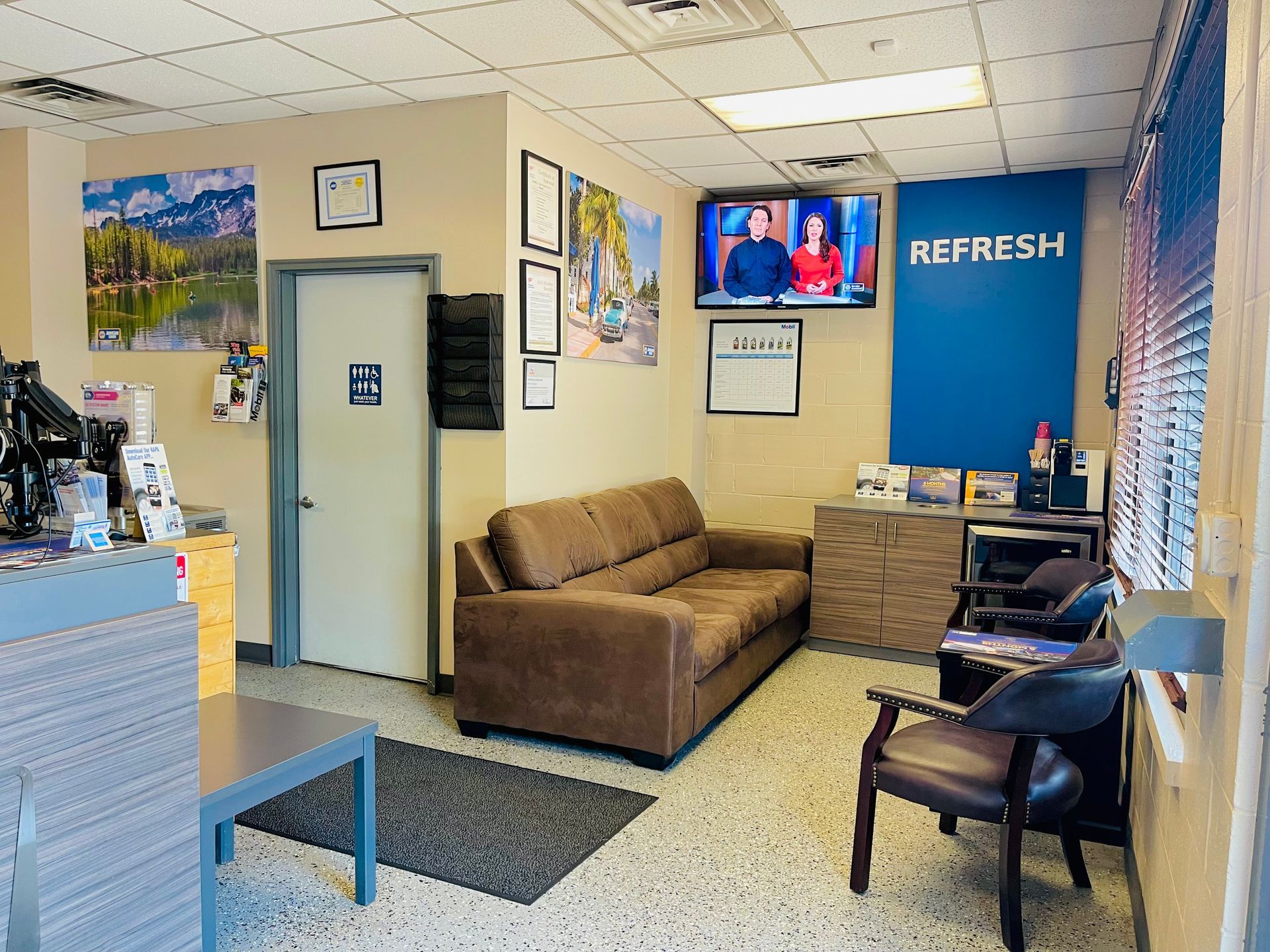 Our Convenient Waiting Room of Charlie Car Care & Lube in Elgin, IL