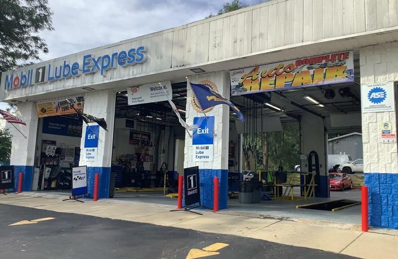 Front Doors of Charlie Car Care & Lube in Elgin, IL