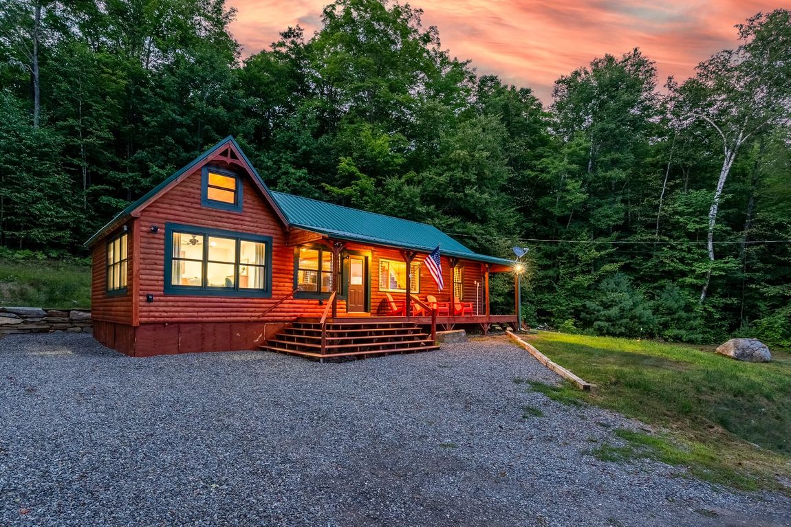 Image of Huck's Hideaway