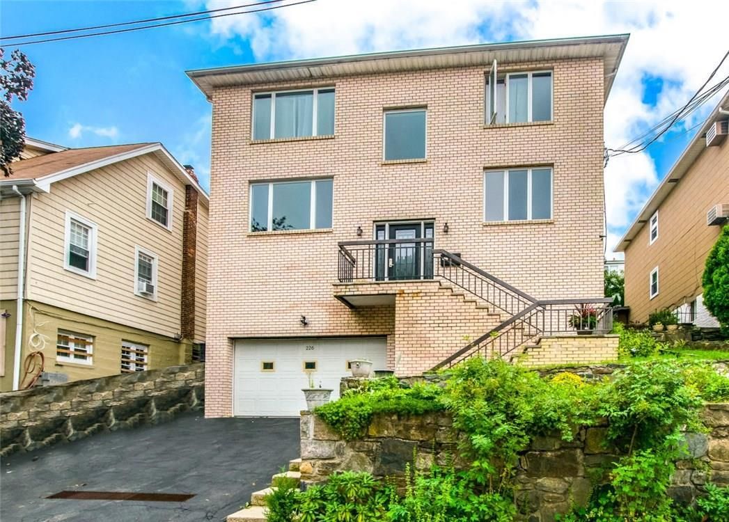 226 Cook Ave Yonkers, NY