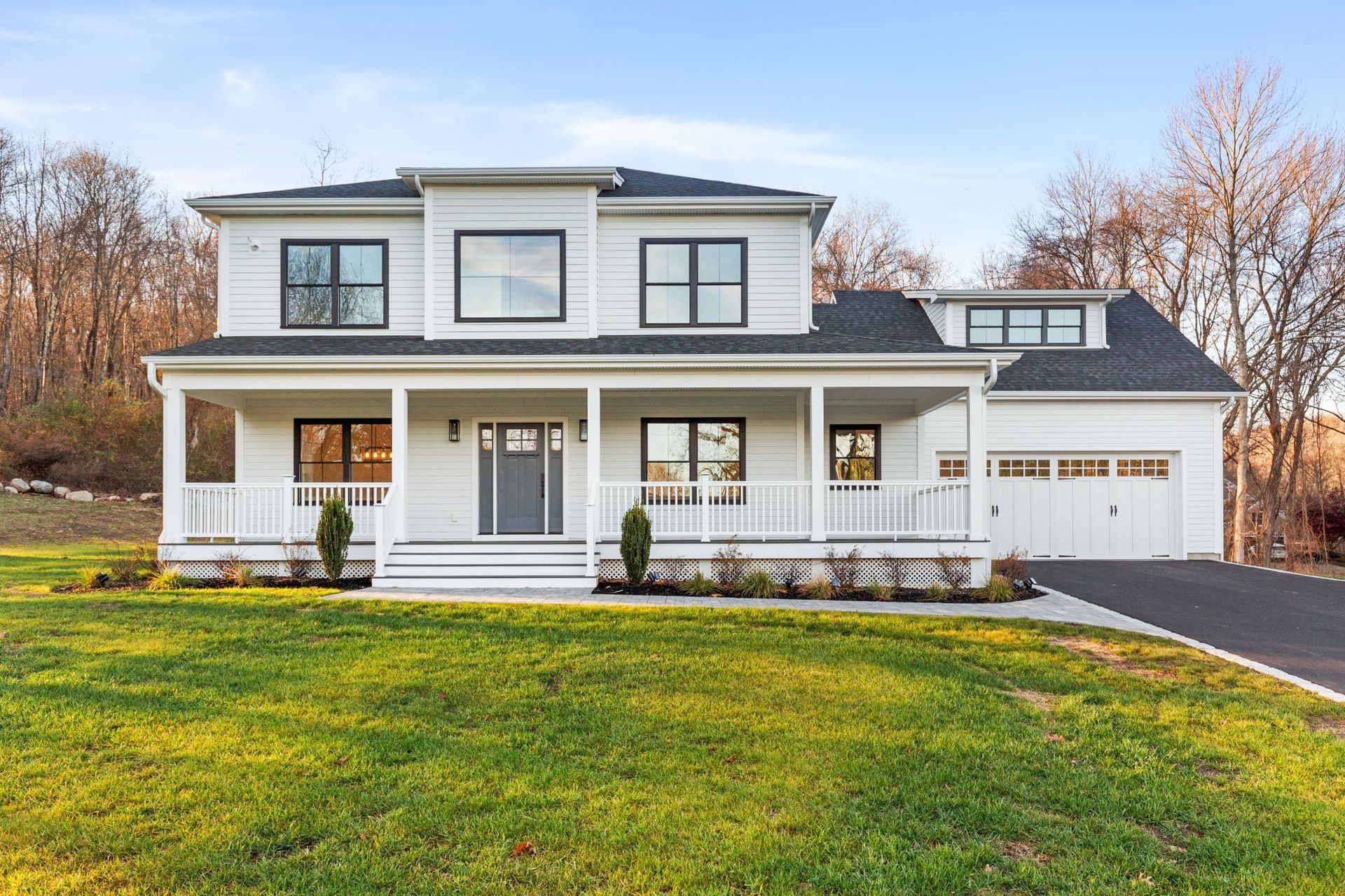 16 Davis Dr Milford CT