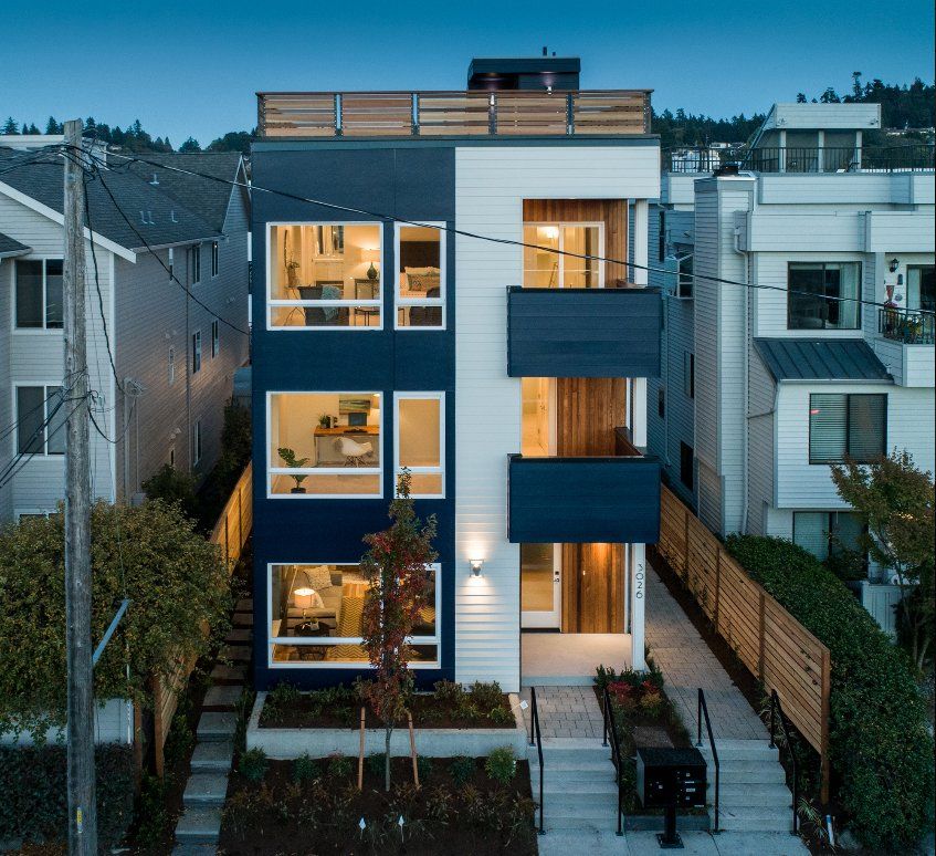 Gamut360 Alki - House Night Shot