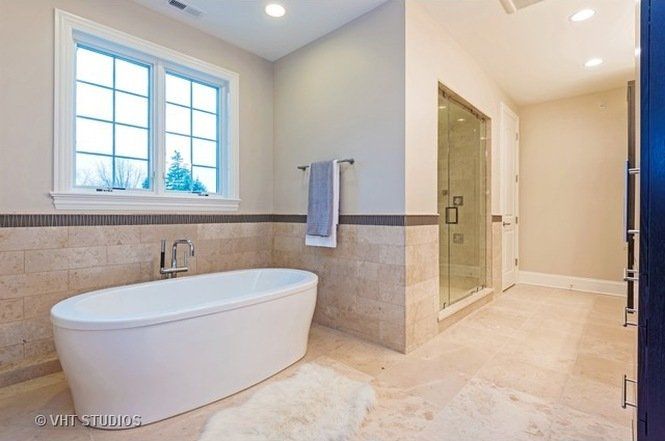 1949 Beechnut - Freestanding Soaker Tub and Shower