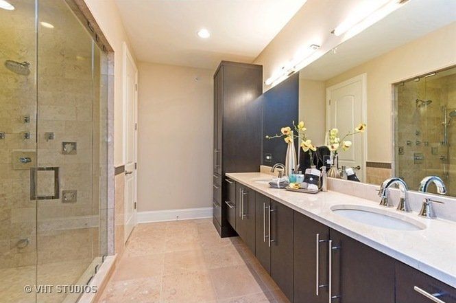 1949 Beechnut - Master Bathroom Vanity