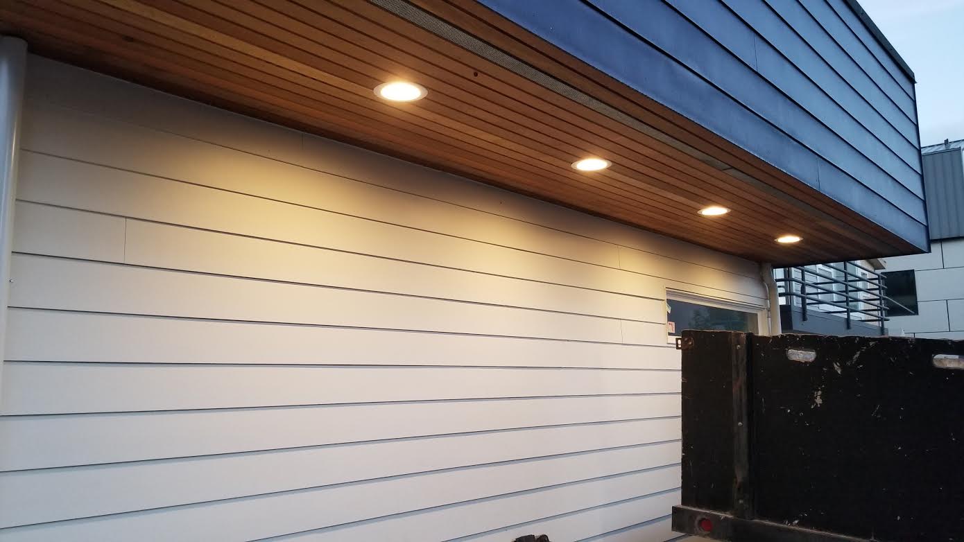 Gamut360 Alki - Parking Overhang