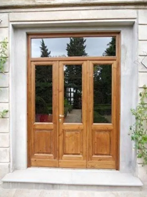 porta in legno per esterno