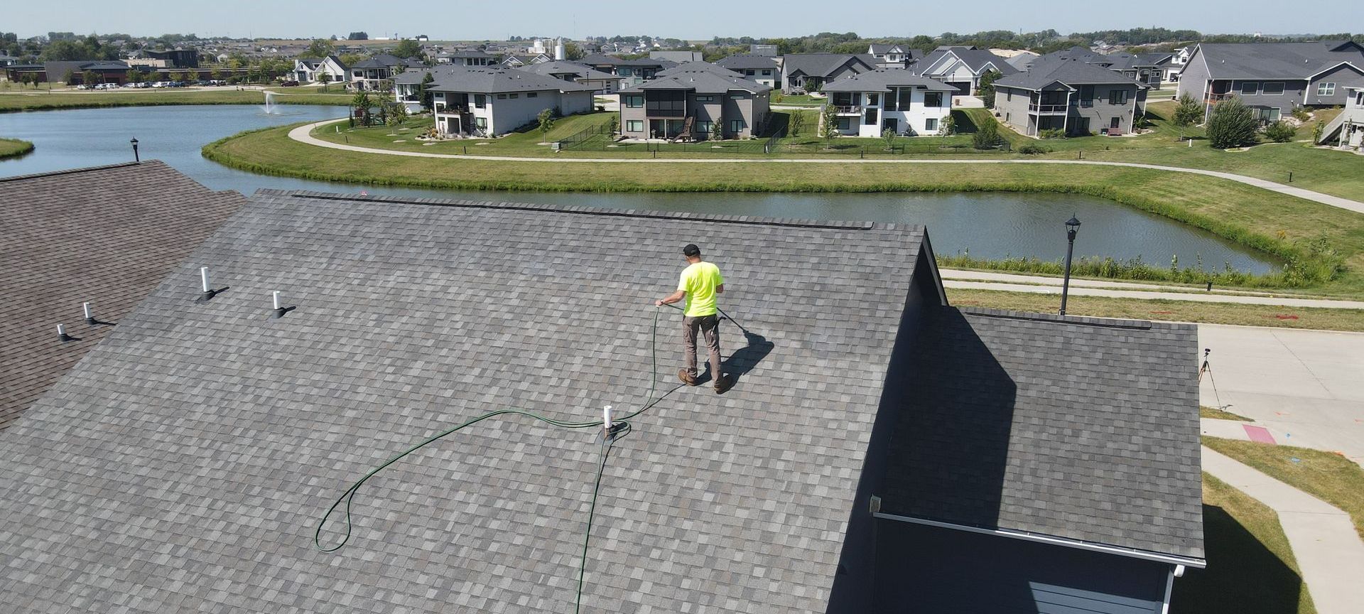 Roof Rejuvenation spray in action 