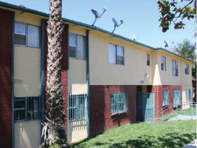 Property Gallery for 90008