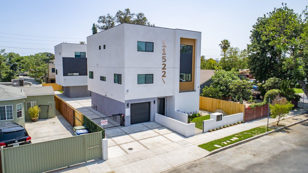 11522 Emelita Street North Hollywood