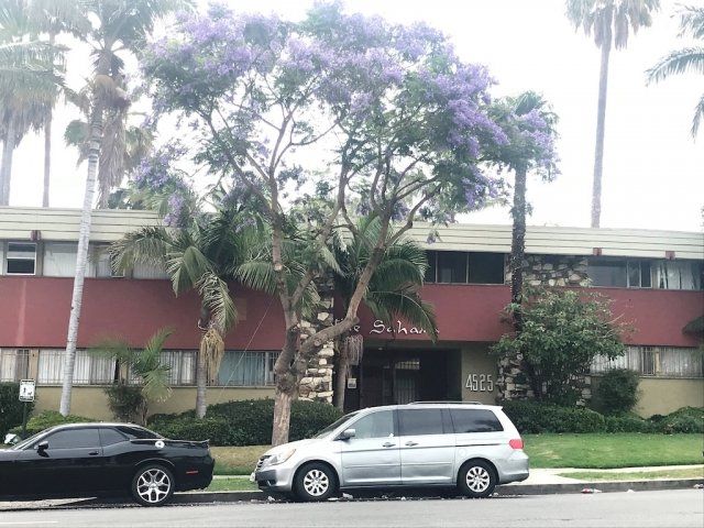 Property Gallery for 90008