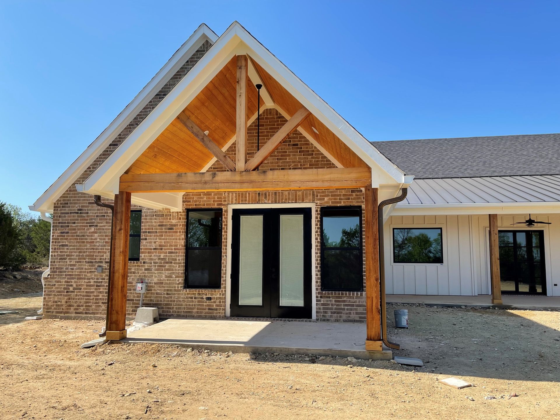 Front View of House — Vinton, IA — Corridor Building & Remodeling