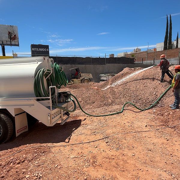 PIPAS DE AGUA DARIEL-Cobertura en toda la capital potosina PIPAS DE AGUA DARIEL-Cobertura en toda la capital potosina