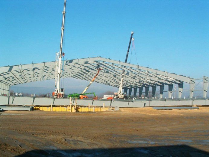 Panoramica di una struttura metallica