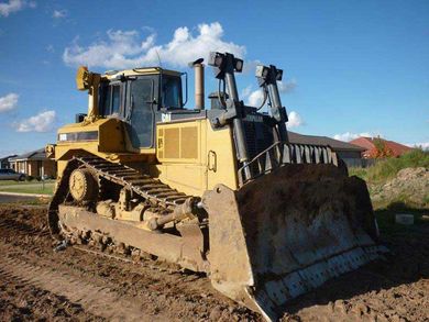 A Bulldozer levelling a site in Rockhampton — Mike Barlow Earthmoving