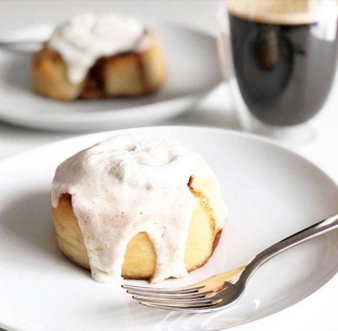 Cinnaholic Cinnamon Roll