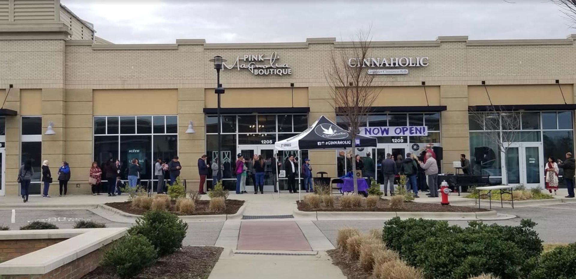 Cinnaholic Cary NC storefront