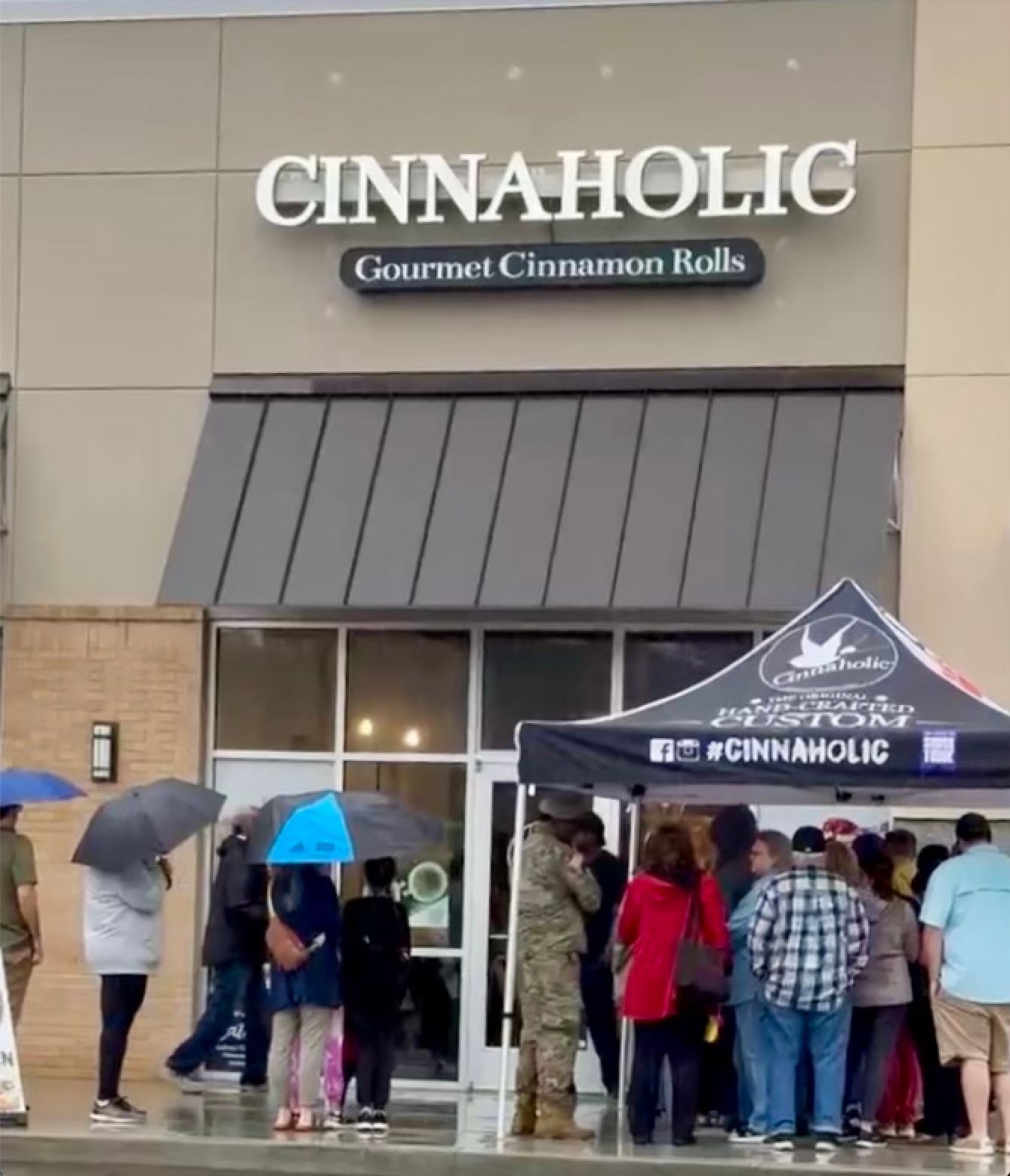 Cinnaholic Columbus GA storefront