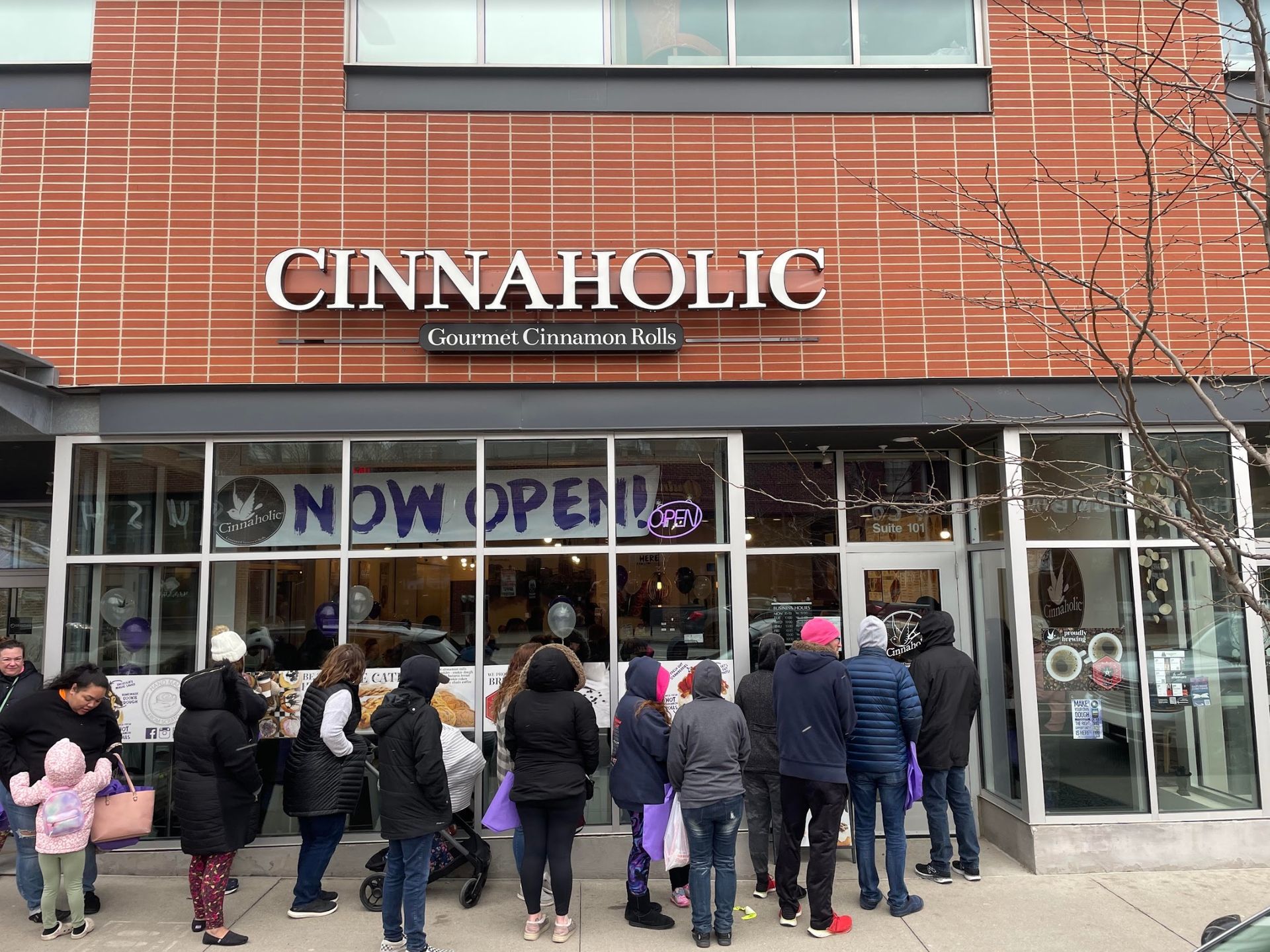 Cinnaholic Des Moines IA storefront