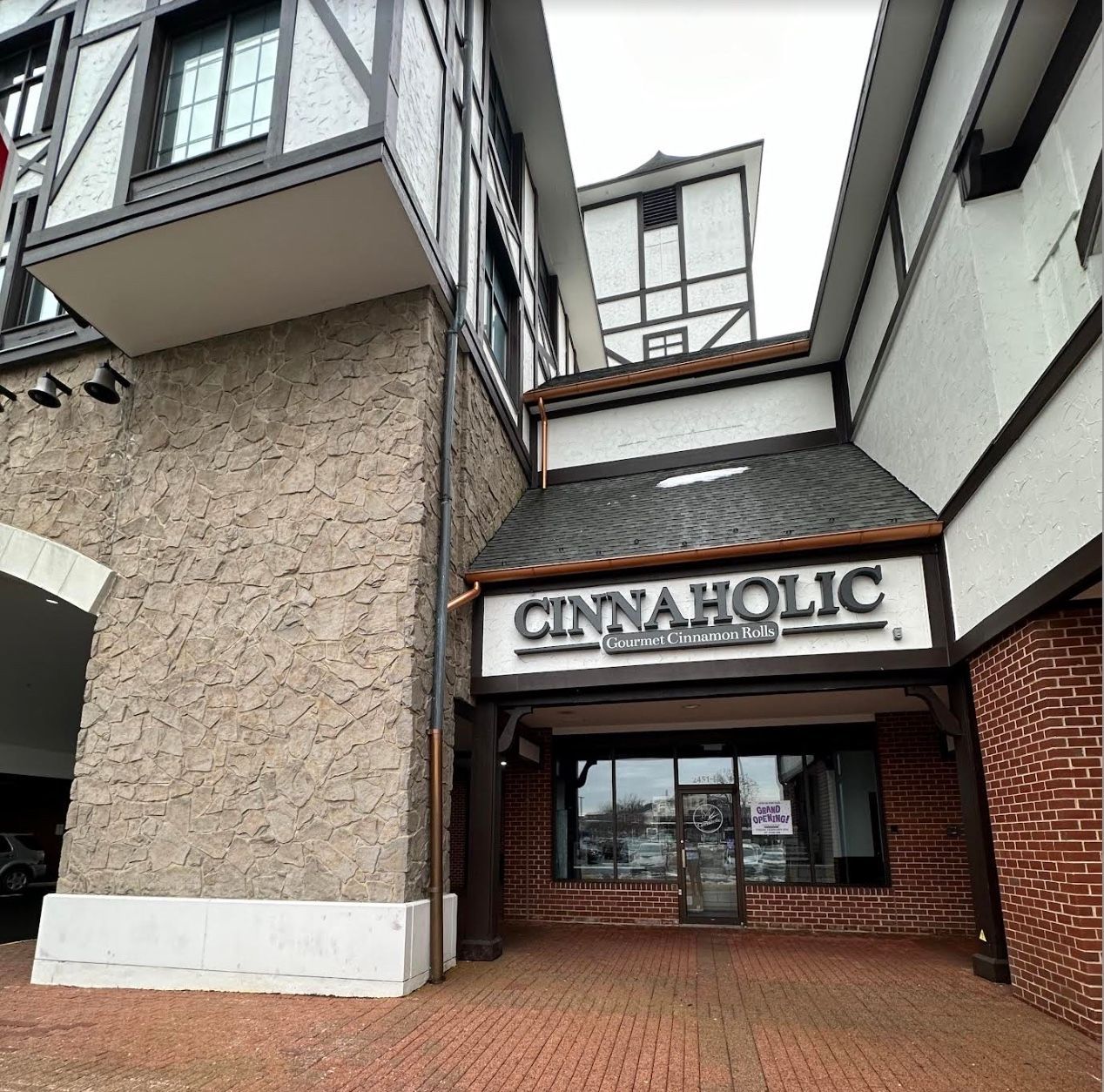 Cinnaholic Herndon VA Dulles storefront