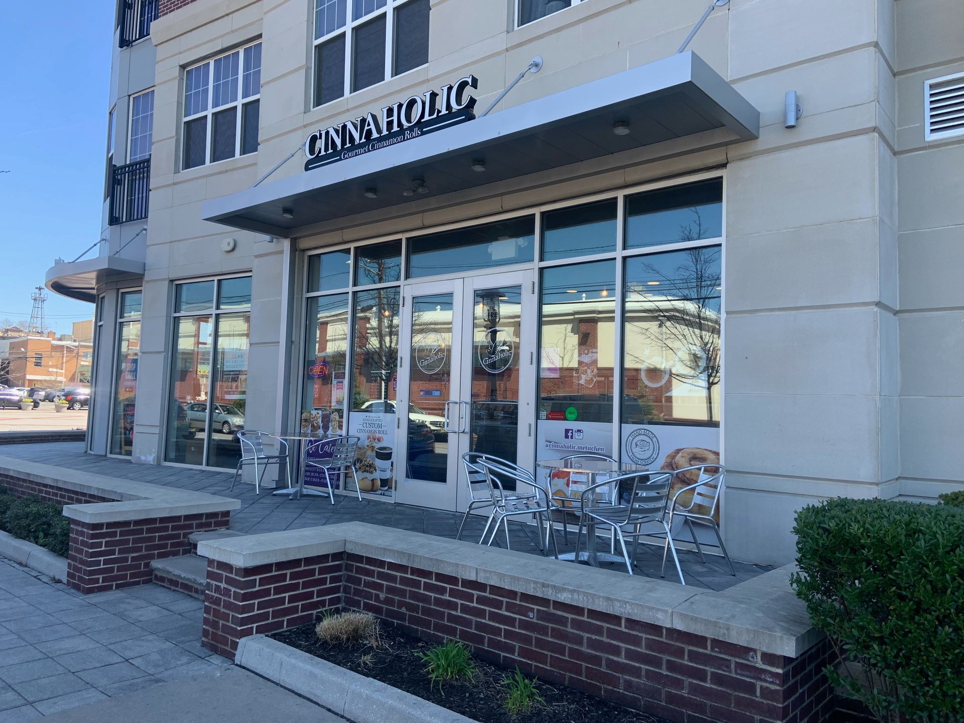 Cinnaholic Metuchen NJ storefront
