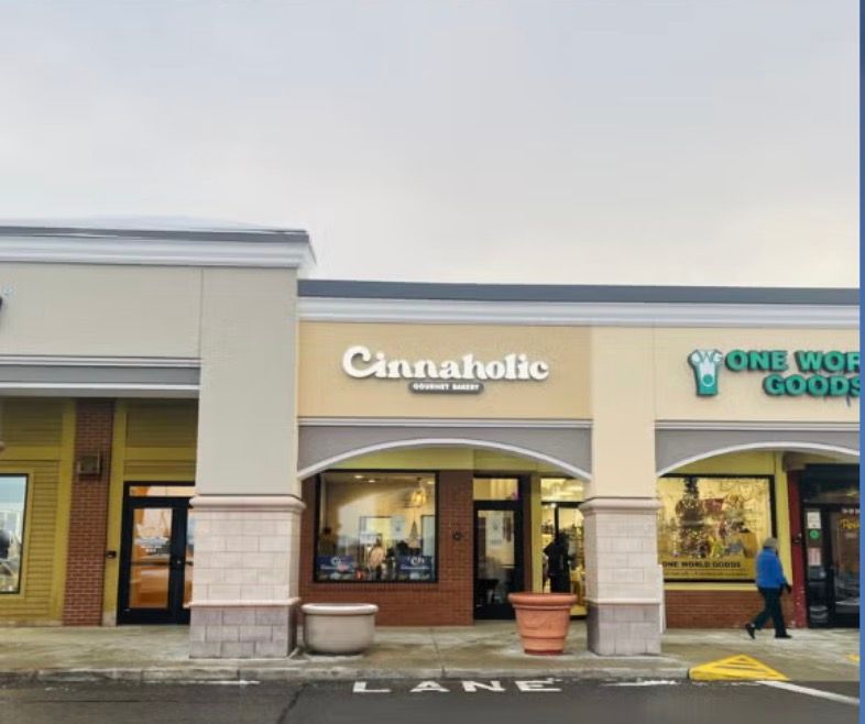 Cinnaholic Rochester NY Pittsford storefront