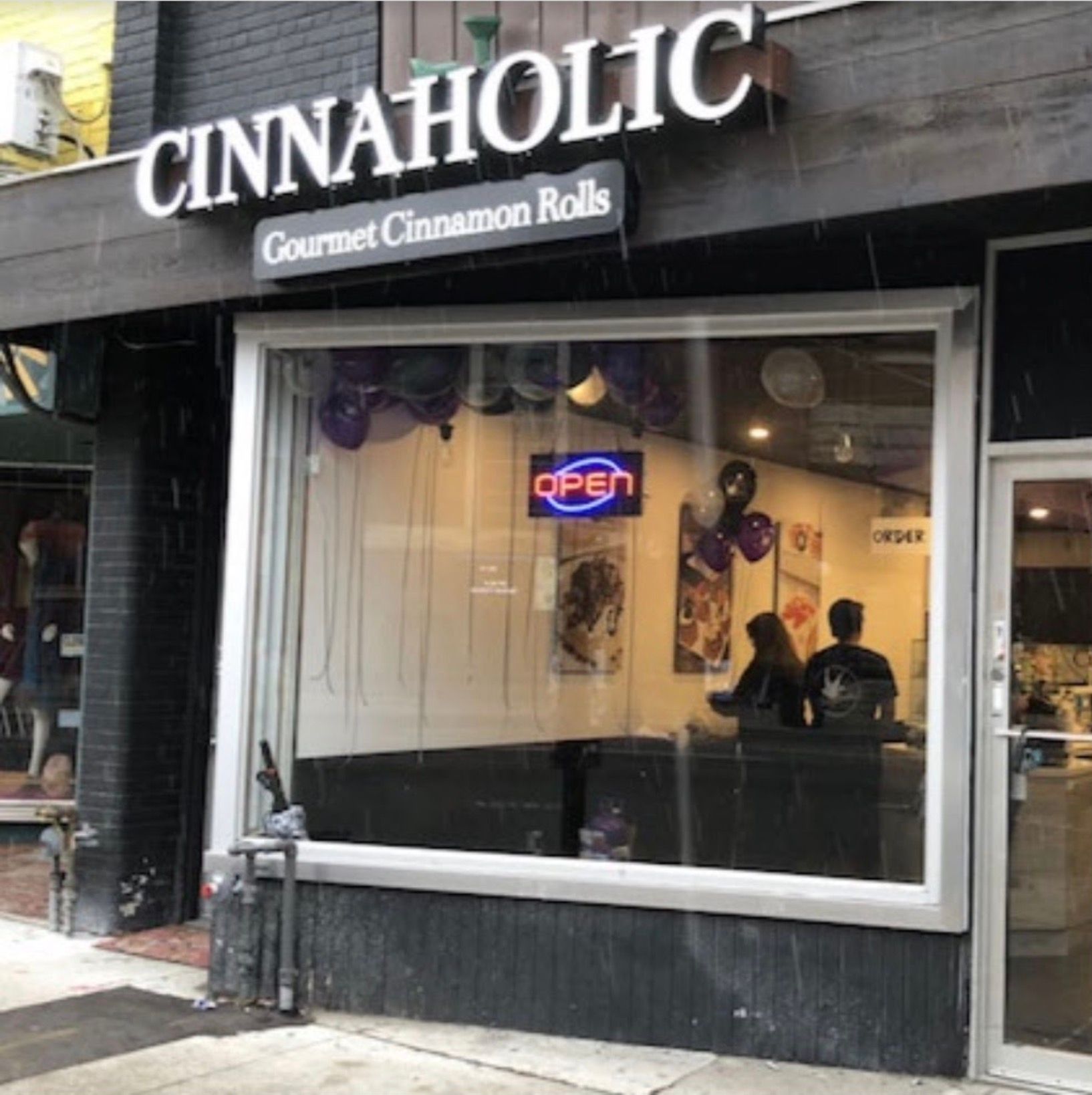 Cinnaholic Toronto ON Danforth storefront