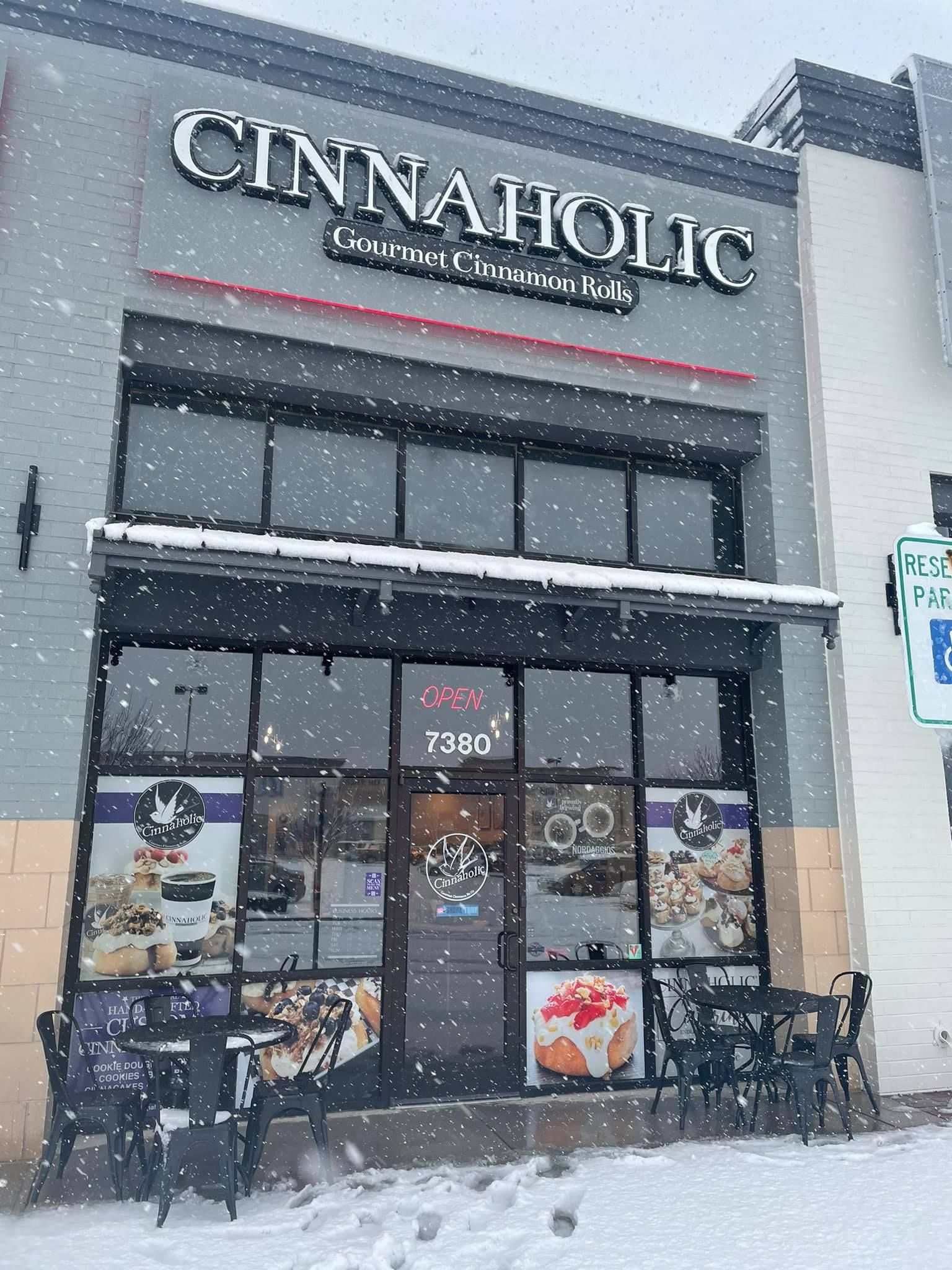 Cinnaholic Tulsa OK storefront