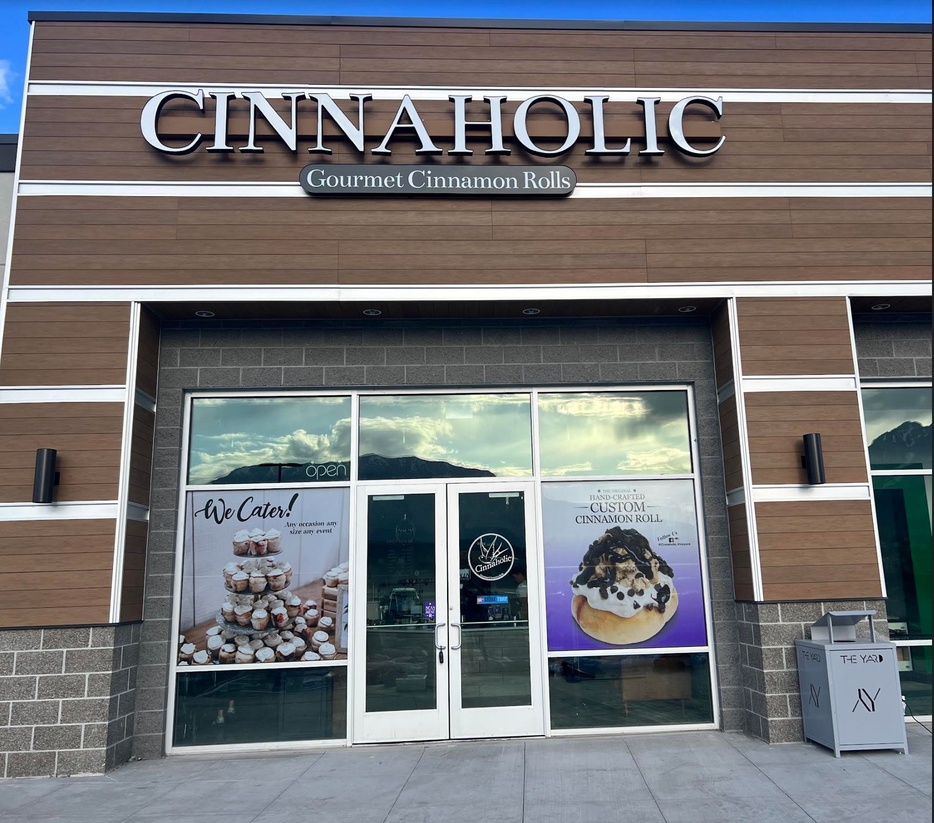 Cinnaholic Vineyard UT storefront