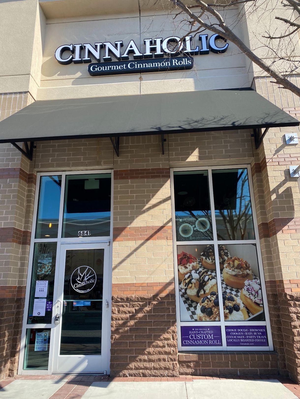 Cinnaholic Wilmington NC storefront