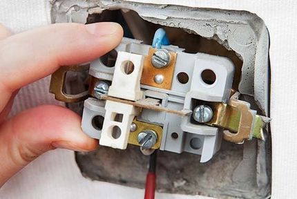 Faulty wall switch light — Commercial electrical in Bow WA